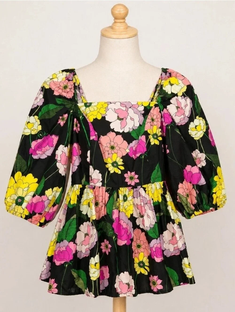 Johnny Was Jade Top Puff Sleeve Colorful Floral Peplum Smocked Size Small